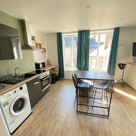 Joli Appartement F2 Plein Centre Coutances Bagian luar foto