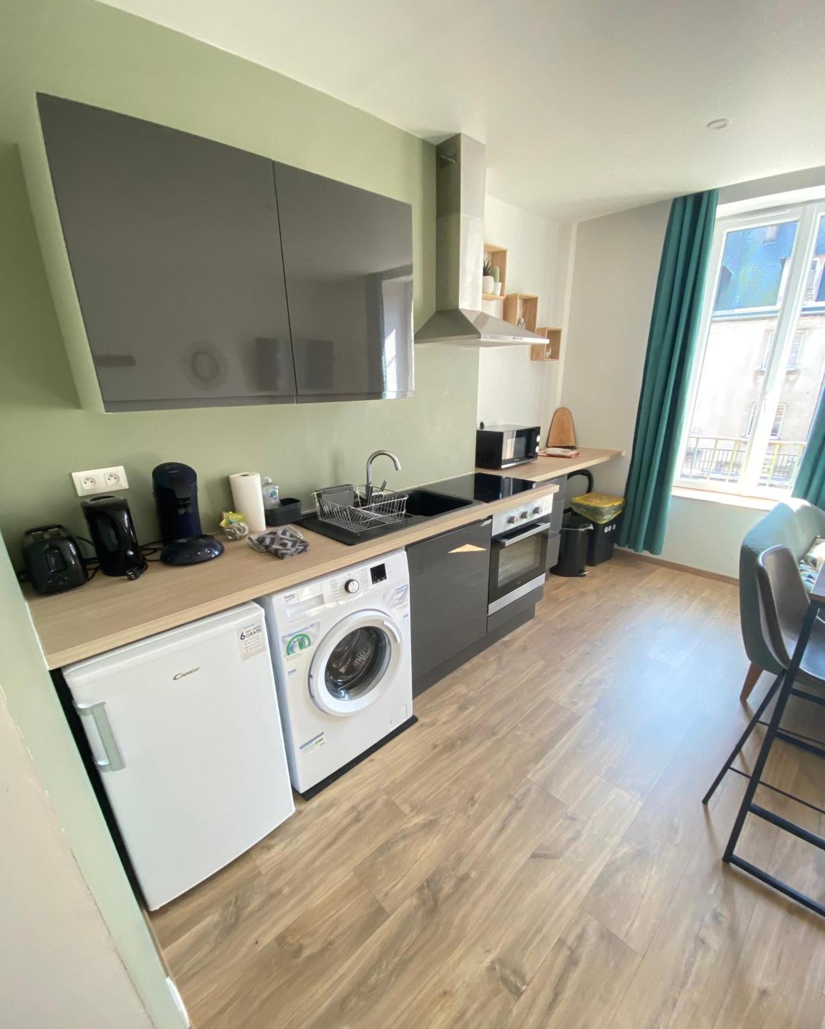 Joli Appartement F2 Plein Centre Coutances Bagian luar foto